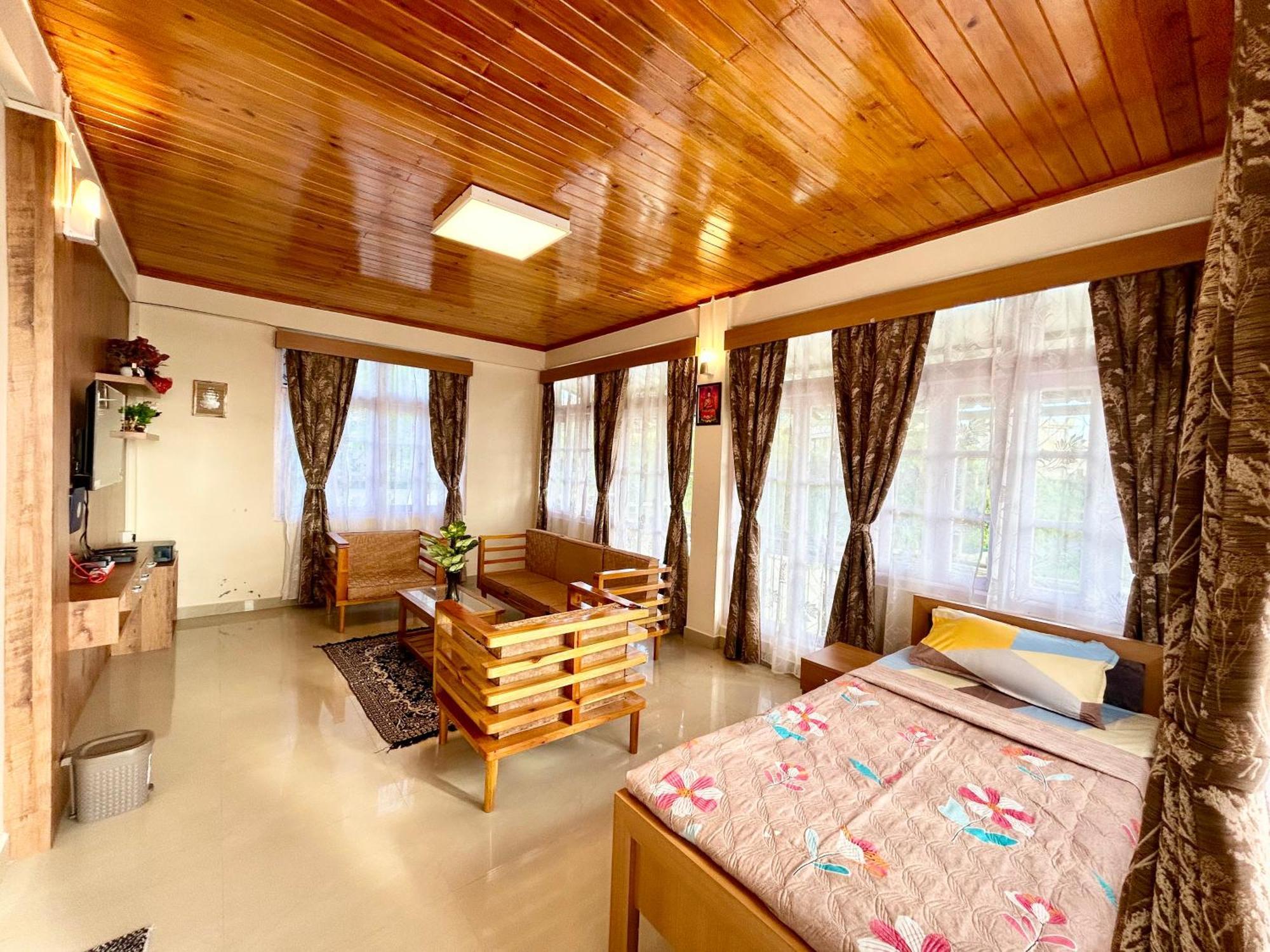 Yepplo Holiday Home - Complimentary Breakfast - 24 Hrs Caretaker & Power Backup Šillong Exteriér fotografie