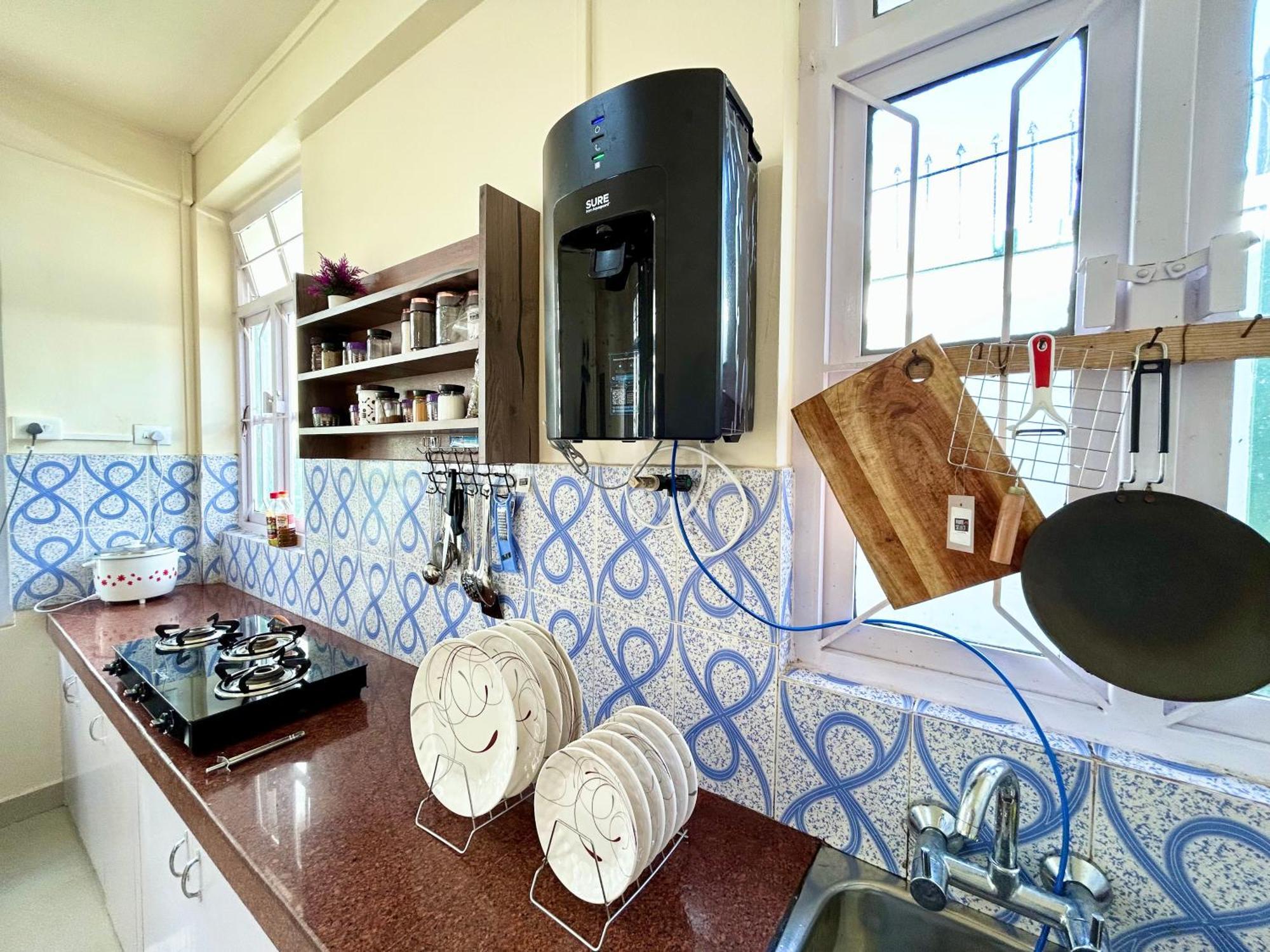 Yepplo Holiday Home - Complimentary Breakfast - 24 Hrs Caretaker & Power Backup Šillong Exteriér fotografie