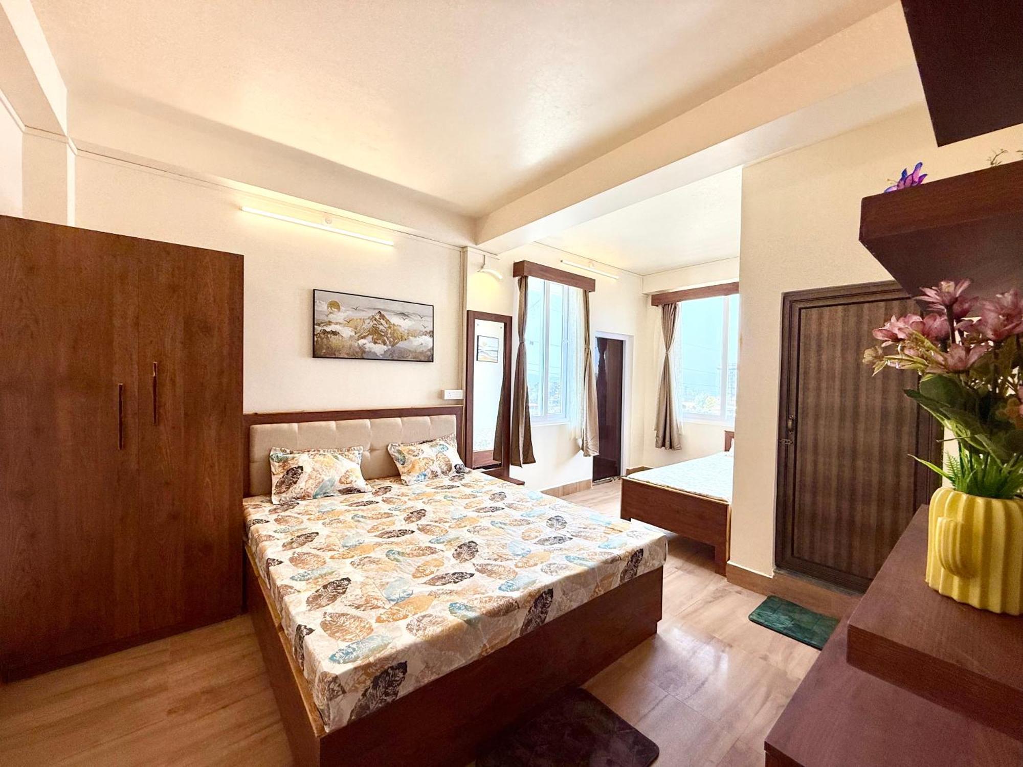 Yepplo Holiday Home - Complimentary Breakfast - 24 Hrs Caretaker & Power Backup Šillong Exteriér fotografie