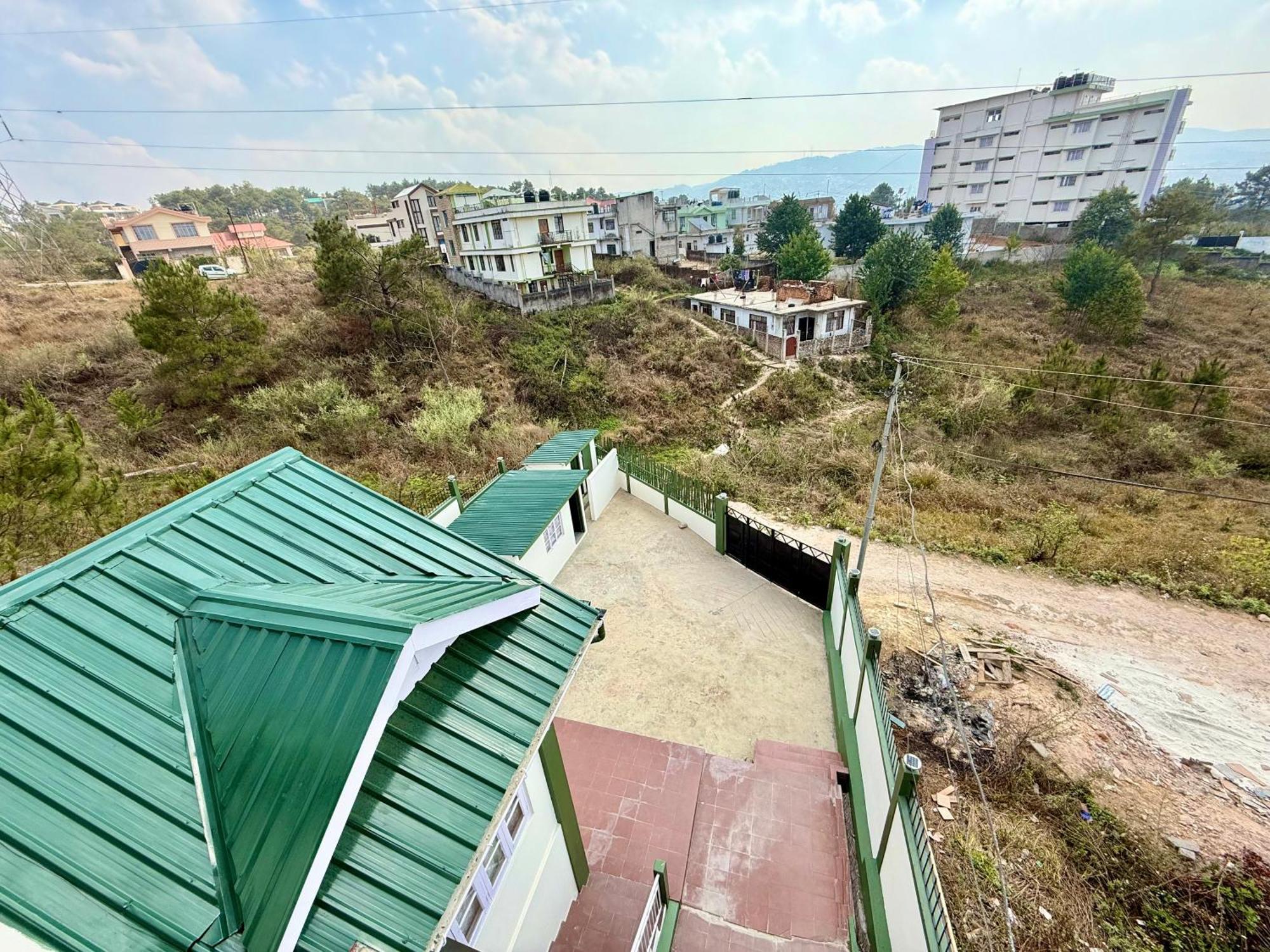 Yepplo Holiday Home - Complimentary Breakfast - 24 Hrs Caretaker & Power Backup Šillong Exteriér fotografie